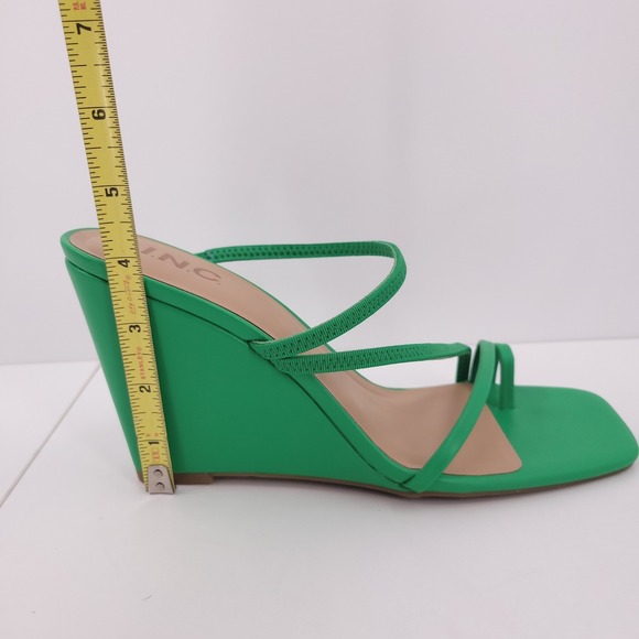 I.N.C INC Eiana Strappy Ankle Wedge Sandals Green Womens 10 M Flat Toe Ring NEW - Picture 6 of 16